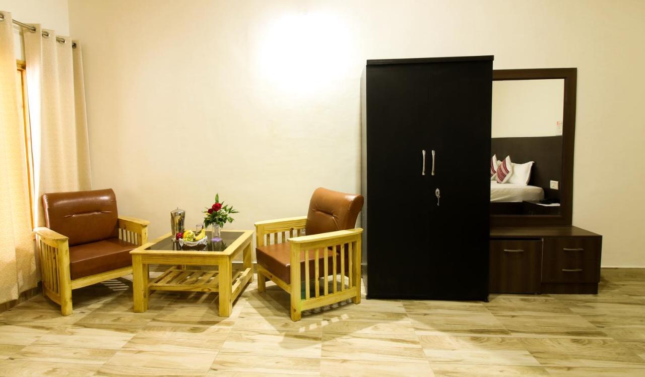 Chaman Vatika Hotel Kullu Bagian luar foto